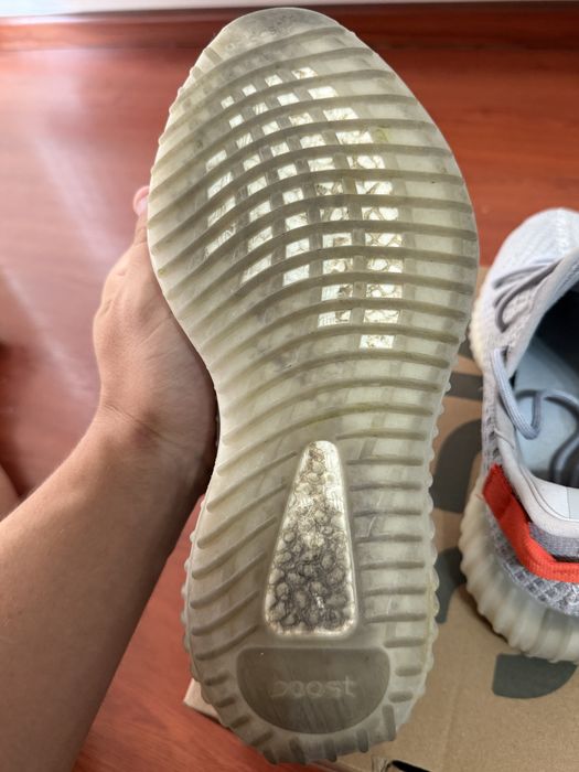 Adidas Yeezy 350 gri