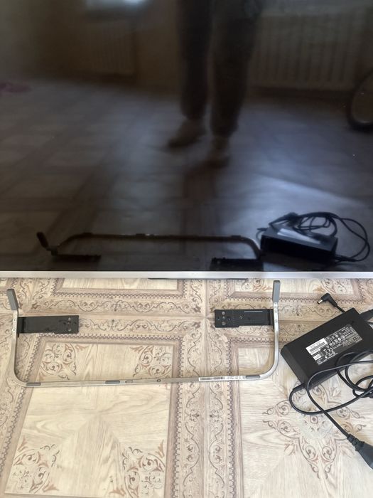 Телевизор смарт тв д= 102 см Sony bravia
