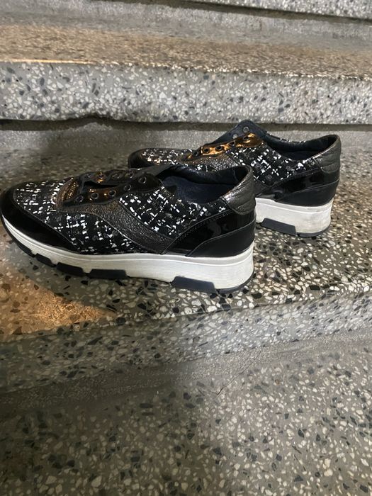 Маратонки nike,bianki,zara