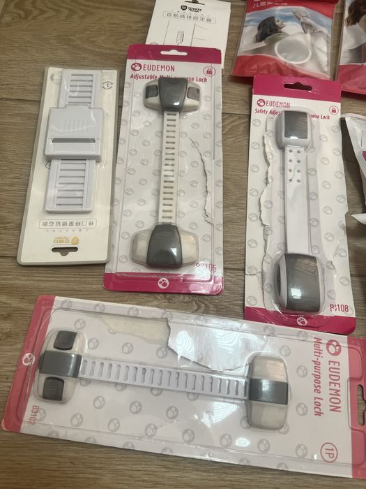 Lot produse de siguranta pentru bebe si copii, diverse protectii