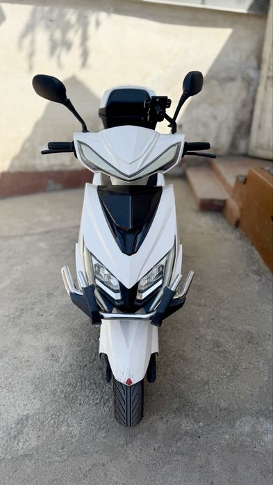 Skuter sotiladi! Wasat 6 ta akumlatorli 72 amper