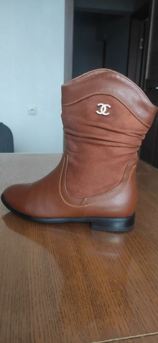 Полусапожки 37,5 разм