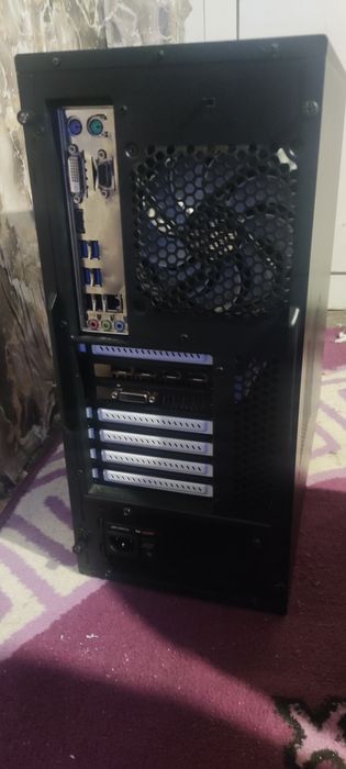 Геймърски компютър