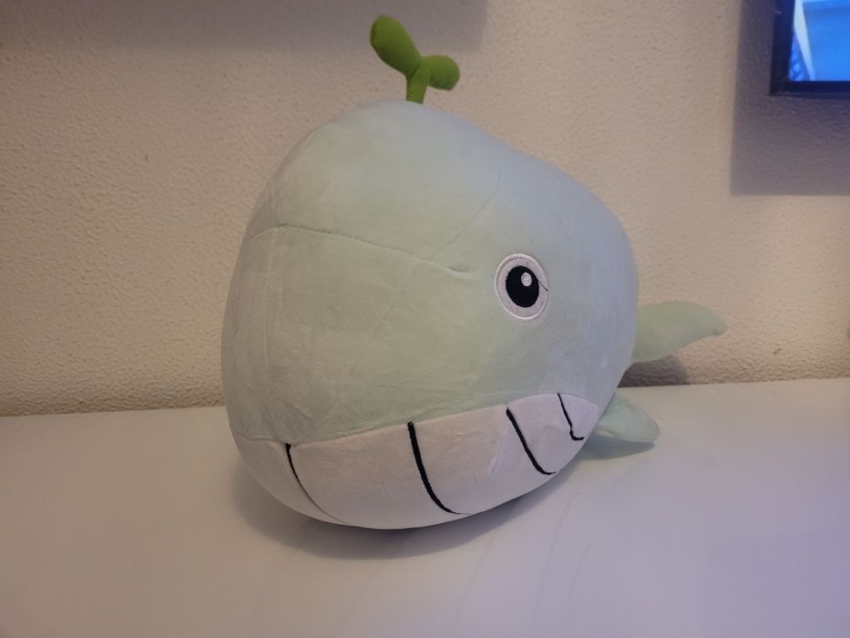 Balena mare de plus fără defecte lungime 56 cm preț 50 lei