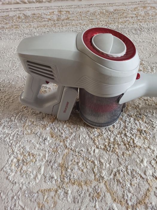 Продам пылесос Xiaomi