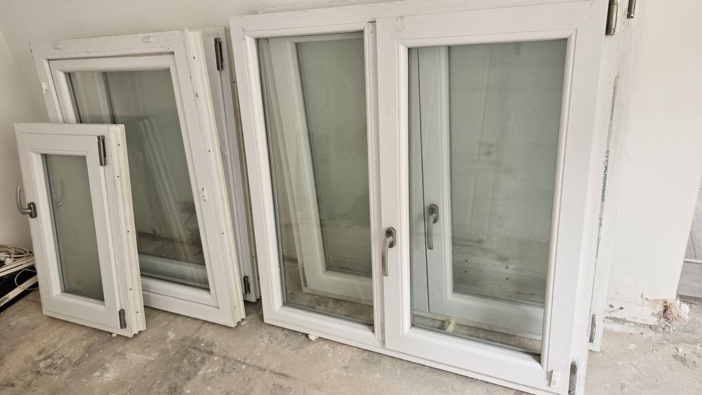 Set 4 ferestre  termopan,tamplarie  PVC WIN