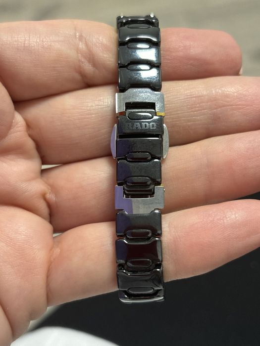 Продам часы Rado!