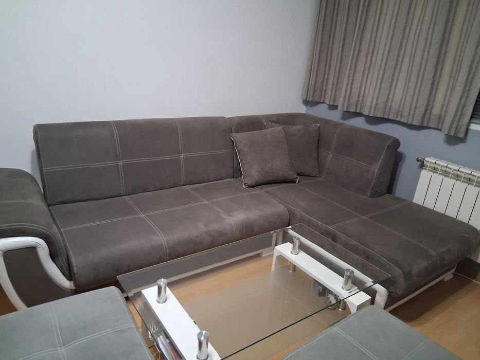 Разтегателен диван с клик-клак механизъм Princess S II + 2 табуретки