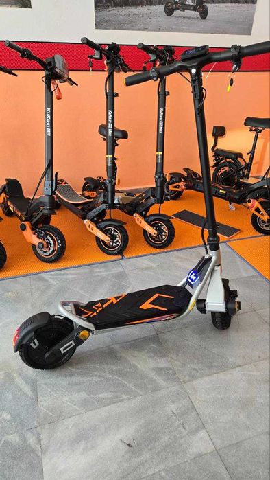 ЧЕРЕН ПЕТЪК! KuKirin A1 800w NEW Електрическа тротинетка 45km/h 50km