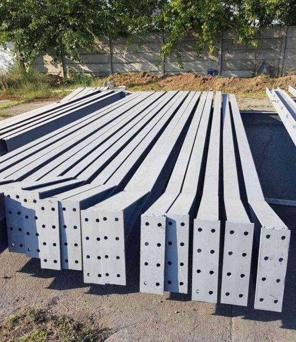 Vând structură metalică 10 m cu 27 m