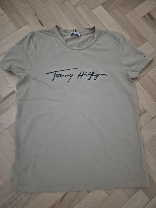 Дамски тениски- Calvin Klein, Tommy Hilfiger, s размер