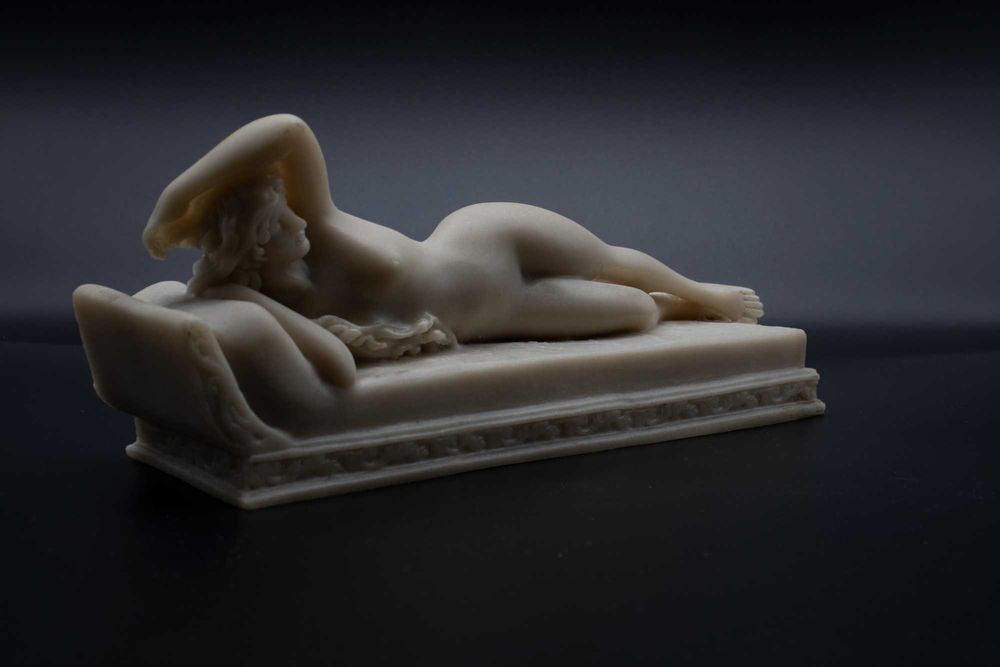 Ръчно изработена мраморна скулптура „Голата маха“