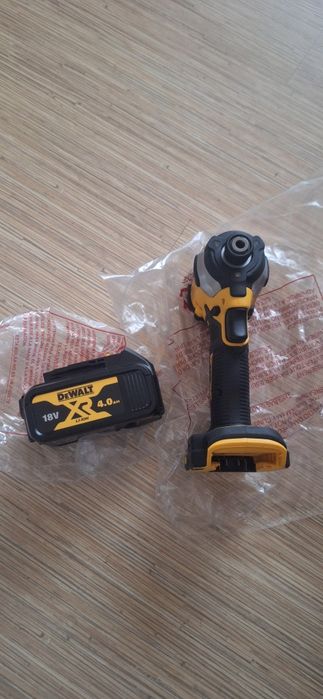 Dewalt импакт 18v.