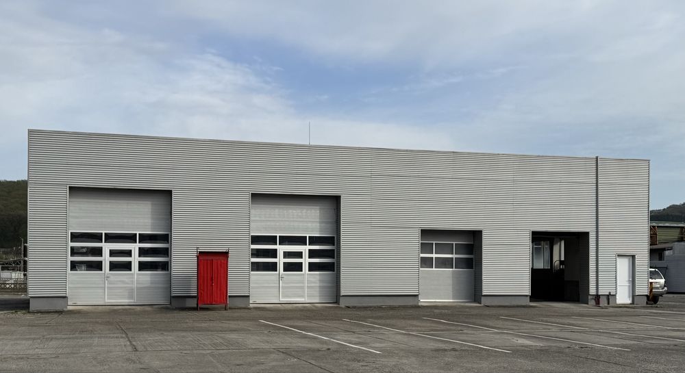 Inchiriez hala de 400 mp pe Calea Moldovei