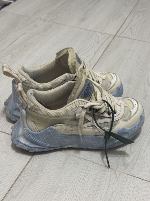 Off-White Odsy 1000