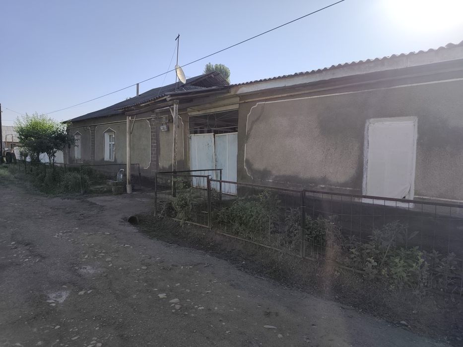 Uy sotiladi xovli uchaska