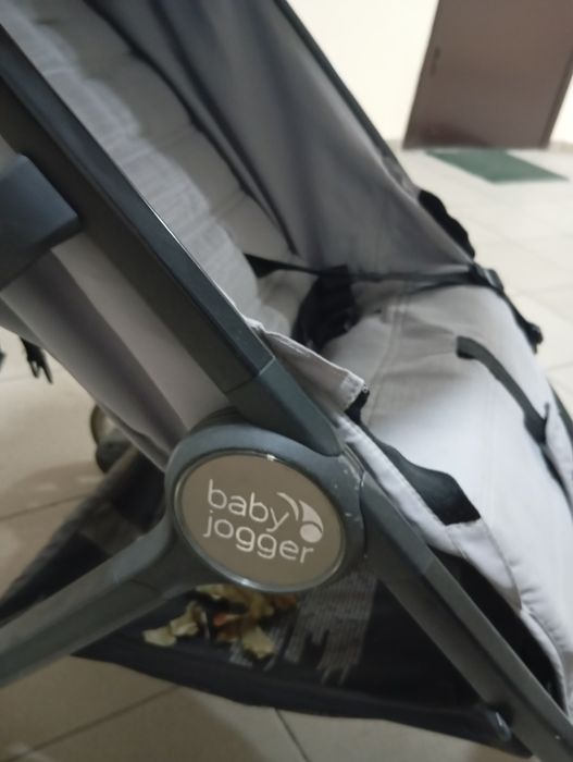 Продам коляску прогулочная