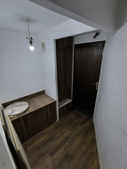 Студия. 1 ком.кв.ру в 2х ком. 2/9  Сергели. Напротив МЕЧЕТИ ремонт