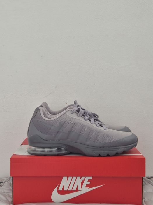 NIKE   Air  Max    Atmosphere Gray