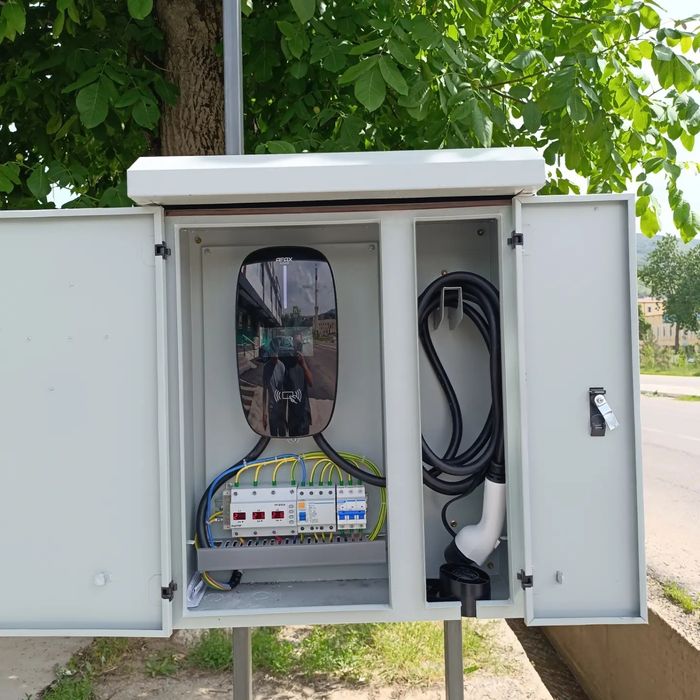 Установка зарядное устройство для Электромобилей