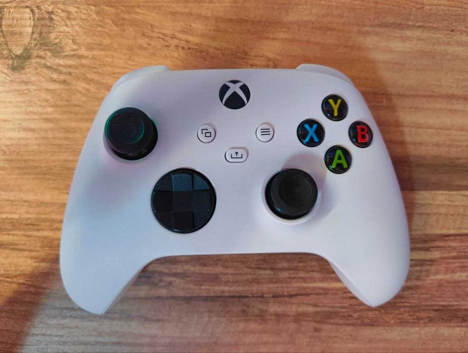 Xbox Seris S 512 GB + 2 Joystick-uri