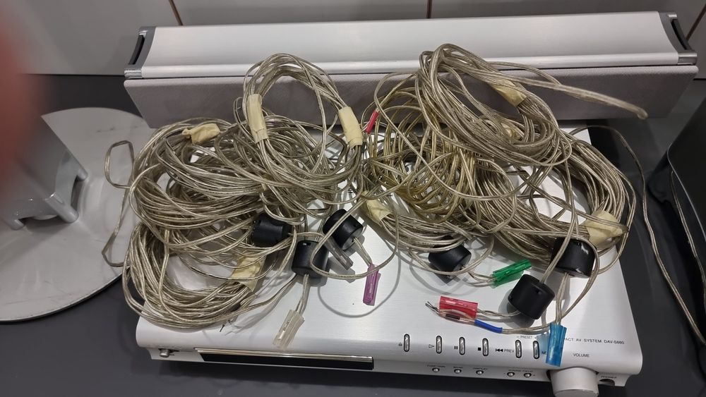 Sony DAV-S880 home cinema