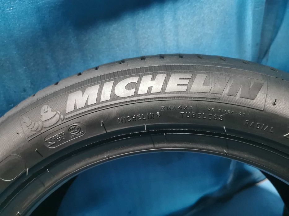 225/50 R17 michelin runflat 2 bucati
