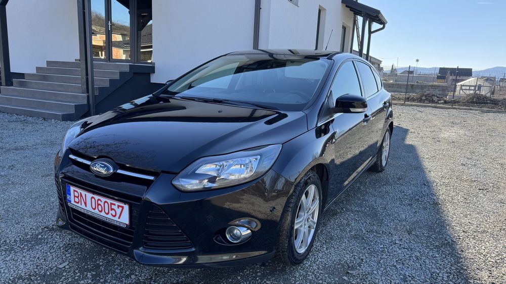 Ford Focus 3 hatchback  Titanium 2011 1,6 tdci  Pret fix !RAR efectuat