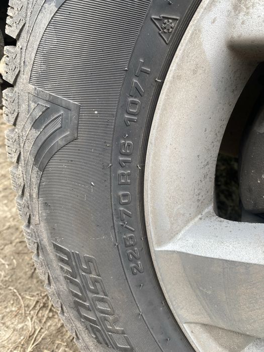 Шины зимние на 16