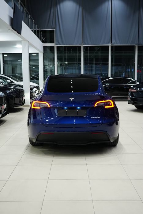 Tesla Model Y Dual Motor