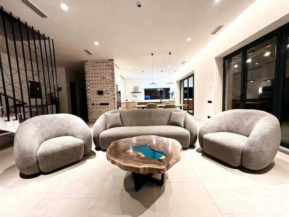 Люкс участок • Чиланзар-2 • Буньёдкор • 6-комн • 230м² • этажность 2