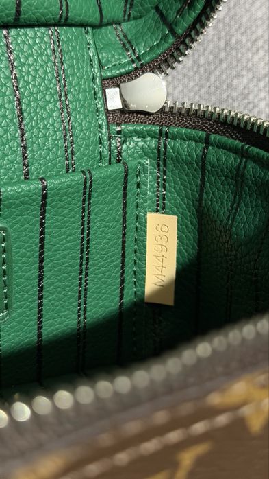 Косметички Louis Vuitton Nice Mini