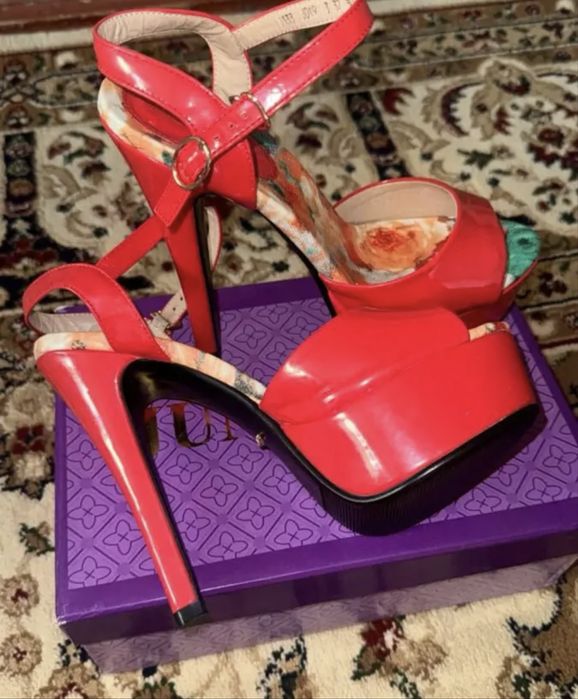 Обувь женский басаножка туфли