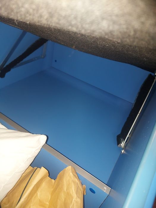 Продам кровать машину