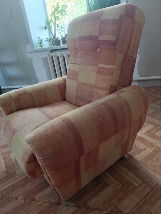 Бесплатно отдам кресла