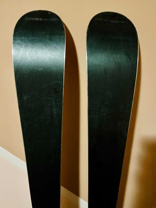 Vând schiuri Atomic Race 12 GS 151 cm cu legături – stare bună