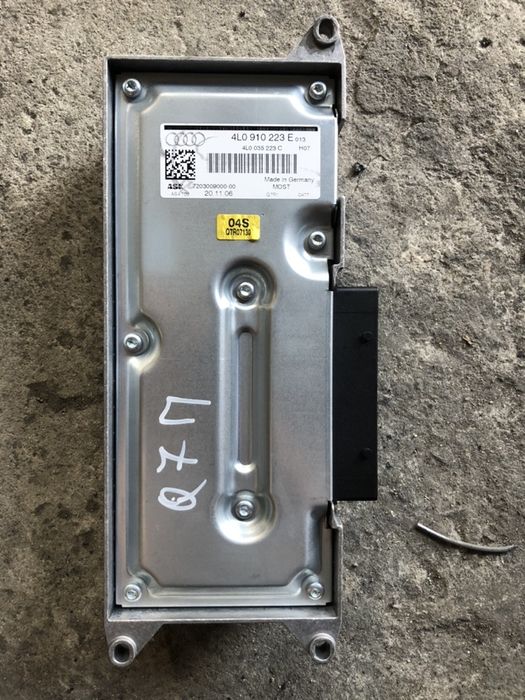 усилвател audi q7 4l 2g