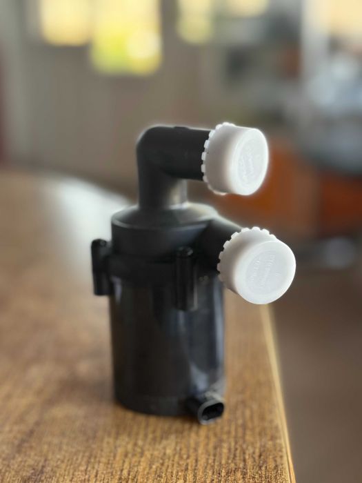 Pompă de apă sirocou MERCEDES-BENZ