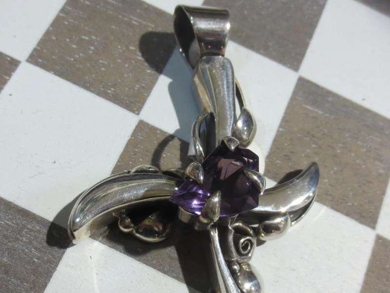 Сребърен кръст