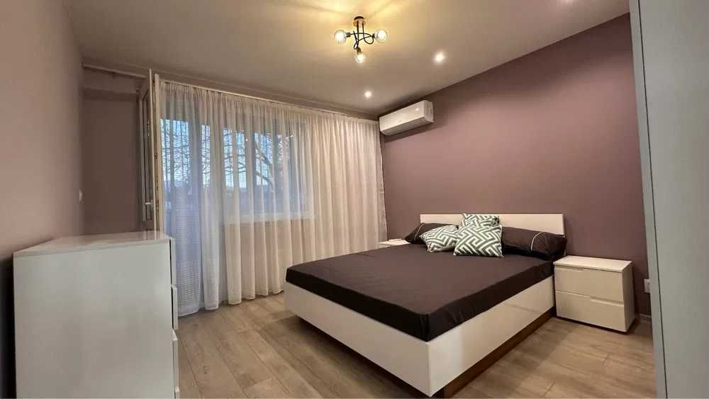 Продава се Двустаен апартамент в София, Люлин 10 - 60 кв.м за 2009 €/кв.м - Снимка #1