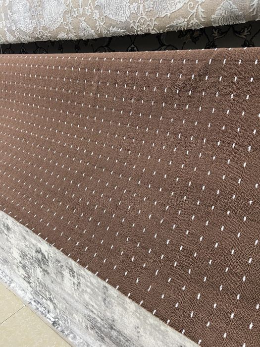 Ковролан Ковралин Однотонный метраж Kovrolan Kovralin Adnatonniy)