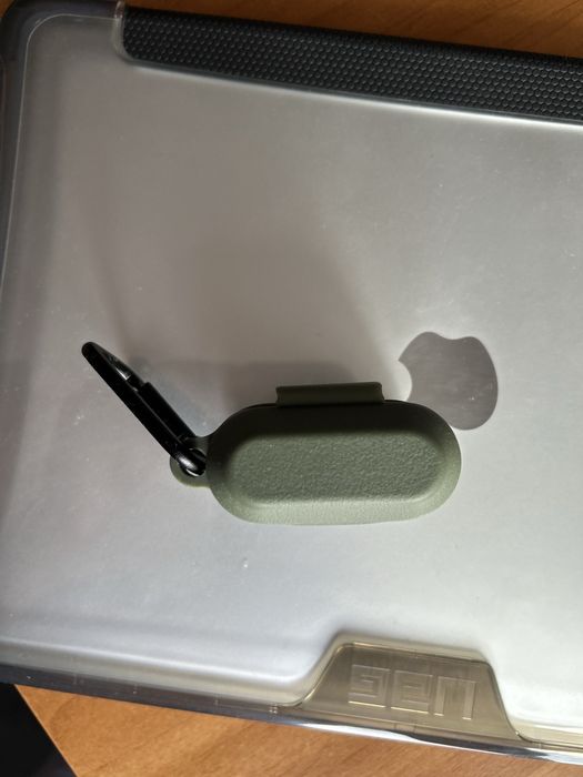 Uag husa antibateriana din silicon pentru Airpods 3