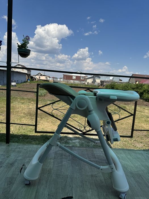 Продам стул для кормления