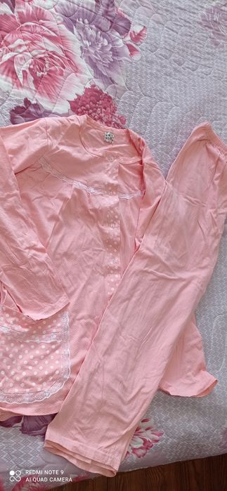 Пижама 48 размер розово-персиковый цвет в отличном состоянии