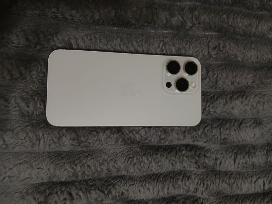 Apple iPhone 15 Pro Max