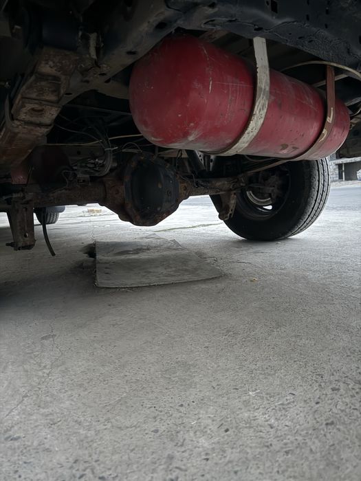 Ford tiranzt Sotiladi