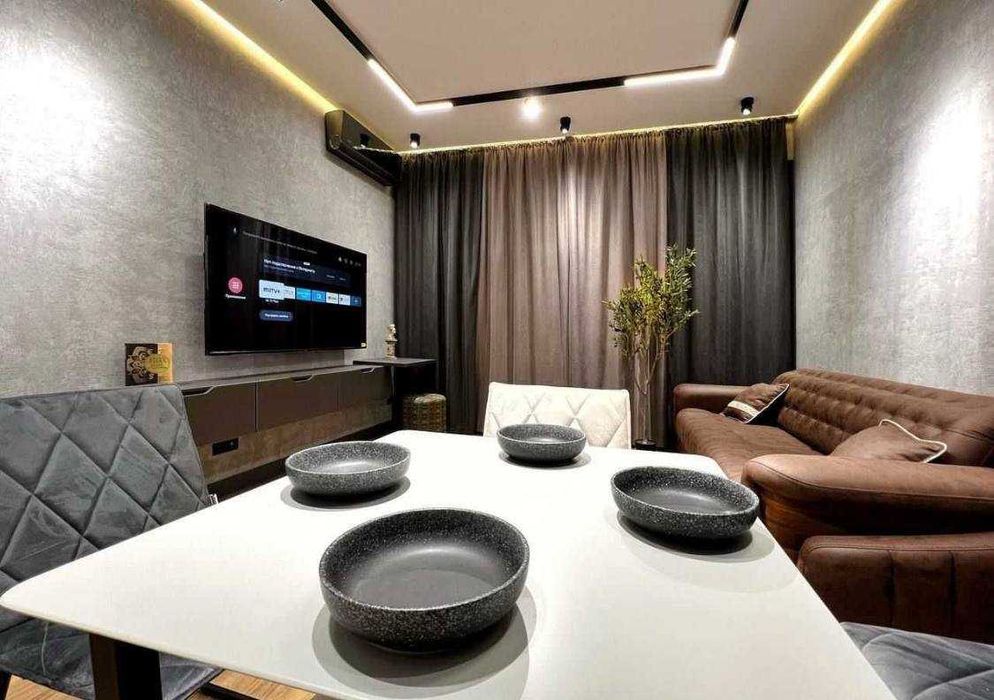 Ул.Тараса Шевченко! Сдается Новая 2х комнатная квартира!