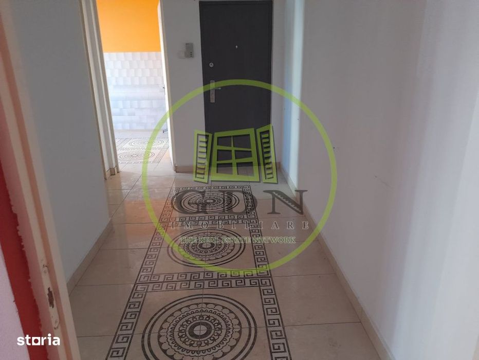 Apartament 2 camere de vanzare la parter B-ul Unirii    Fagaras jud. B