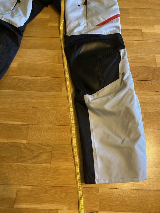 Pantaloni textil Alpinestars x Honda.