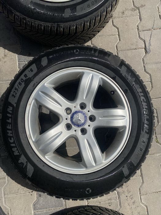Джанти за Mercedes 16 цола, 7.5J, et45 със зимни гуми Michelin Alpin 6 dot 1922